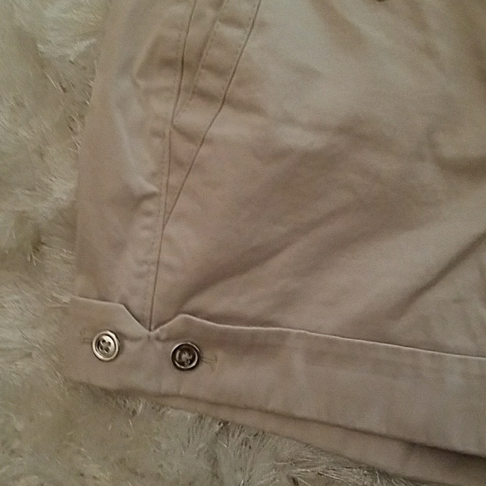 Cuffed Short - image 3